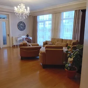 https://apartment-chavchavadze-21.batumihotels.net