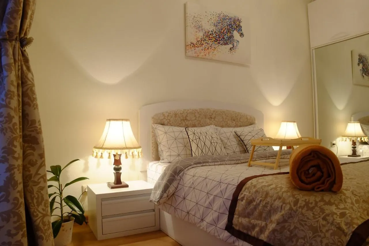 Ameri Plaza Green Apartments Тбилиси