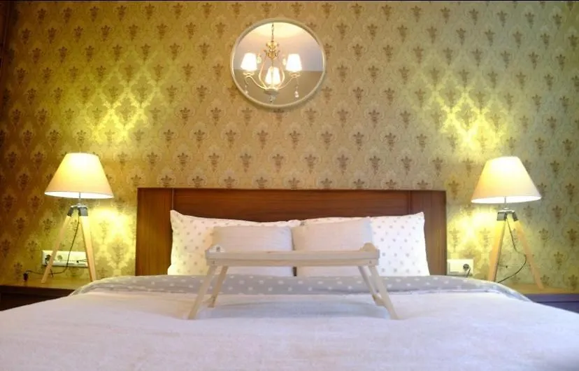 Ameri Plaza Green Apartments Тбилиси 0*,